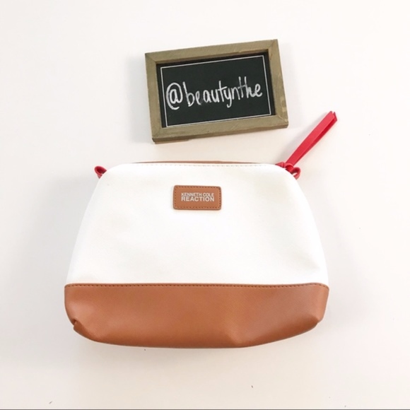 Kenneth Cole Reaction I do zip clutch - Picture 3 of 7